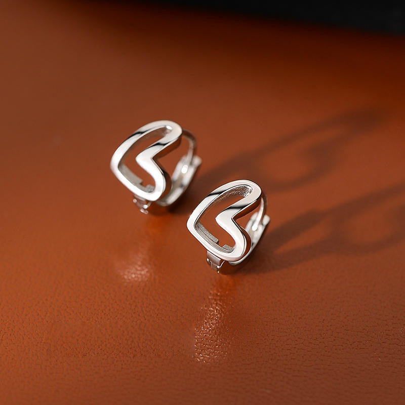 Love Earrings for Women 2024 New Trendy Niche Design Hollow Personality Temperament Earrings Stud Earrings