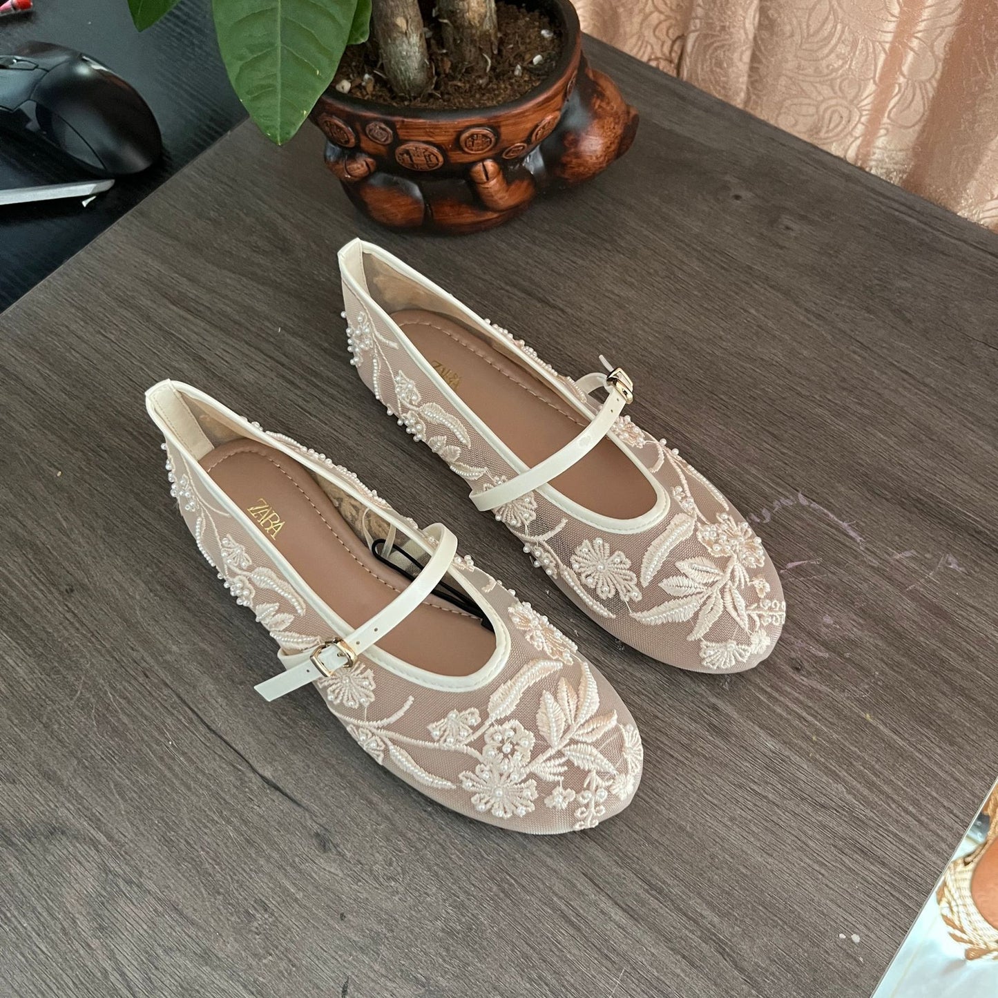 ZA Home 2025 New Shoes Women's Flat Mary Jane Women's Shoes New Embroidery Chinese Style Baotou White Sandals