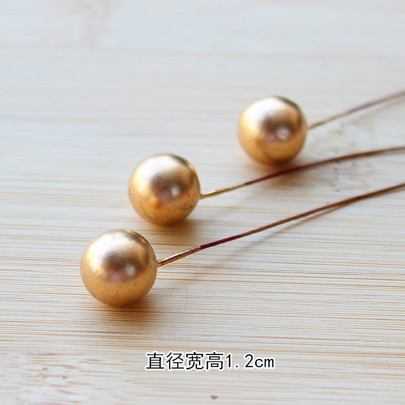 New Christmas decorations New Year Christmas handmade DIY pine ball acorn dried flower dried fruit wood chip wooden stake props