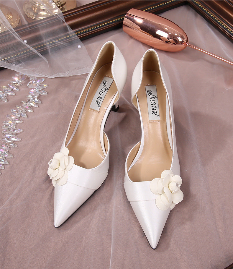 Carefully selected high heels Huidong County stiletto sandals 2023 fairy French design camellia white wedding shoes satin