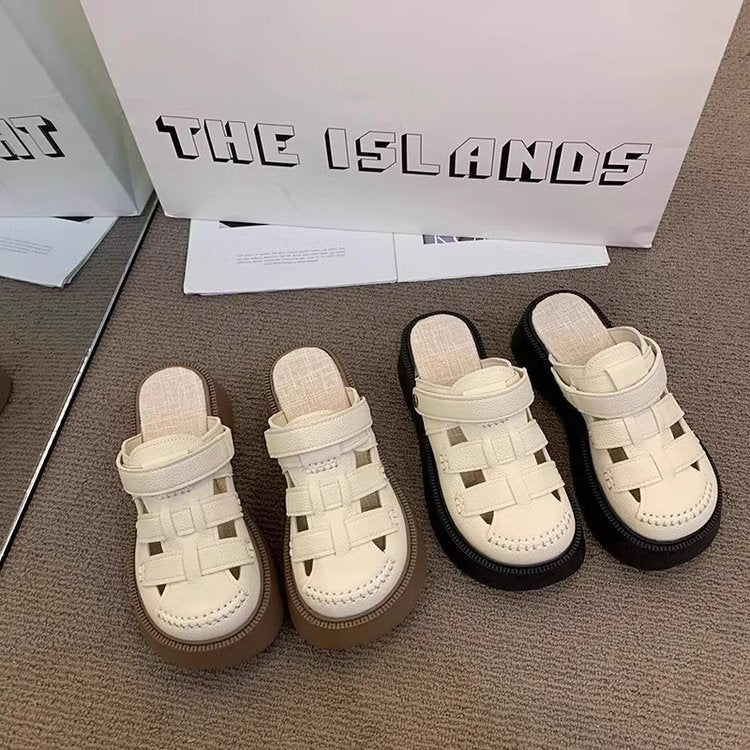 Thick-soled sandals women's summer wear 2025 new high-end French beauty roman with skirt heightened toe slippers