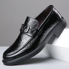 Manufacturers new men's shoes spring men's business casual leather shoes men's beanie shoes British shoes men's fashion shoes lazy shoes