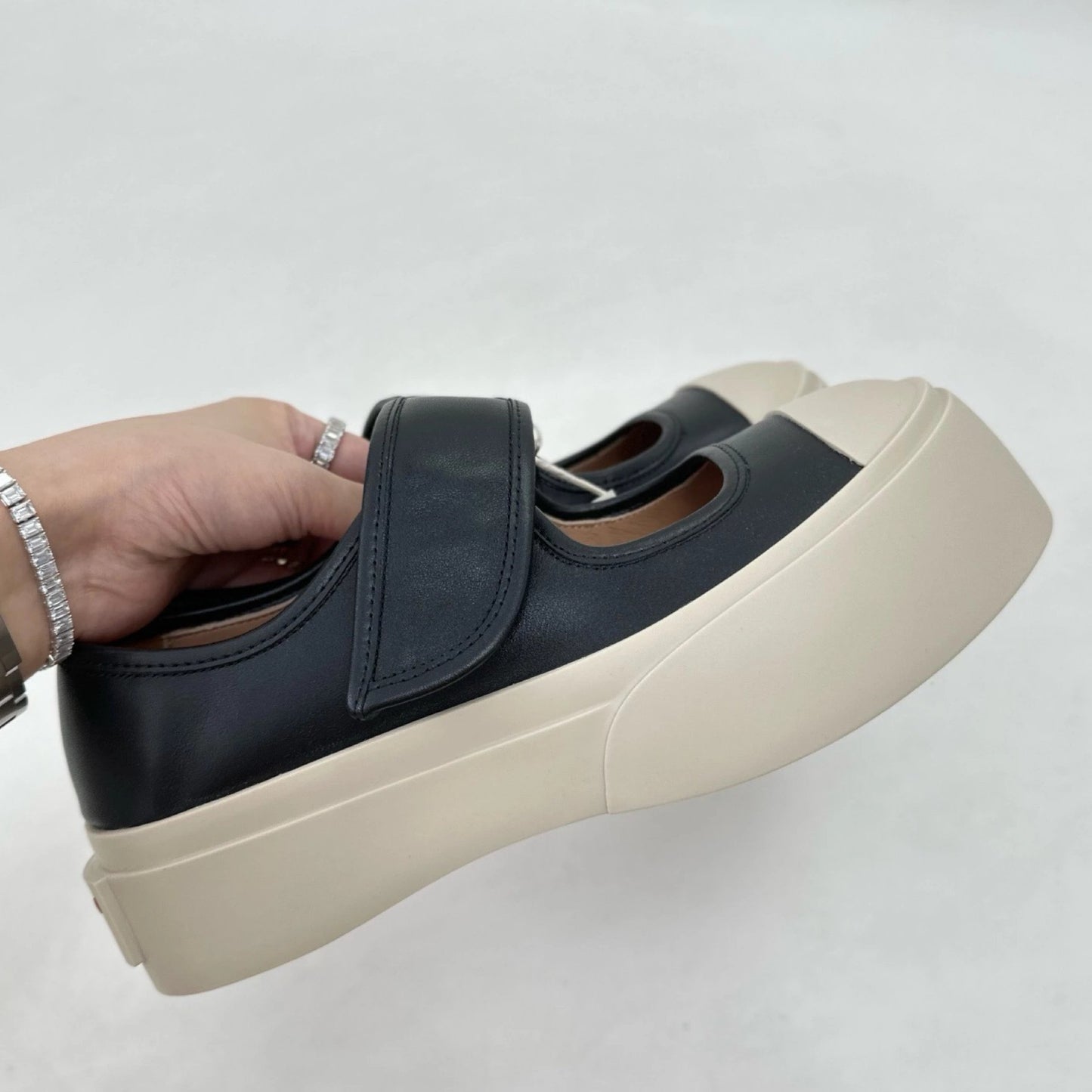 Mary Jane shoes for women, Zhao Lusi, the same Velcro big-toed shoes, cute shoes, thick-soled heightened leather toe single shoes women