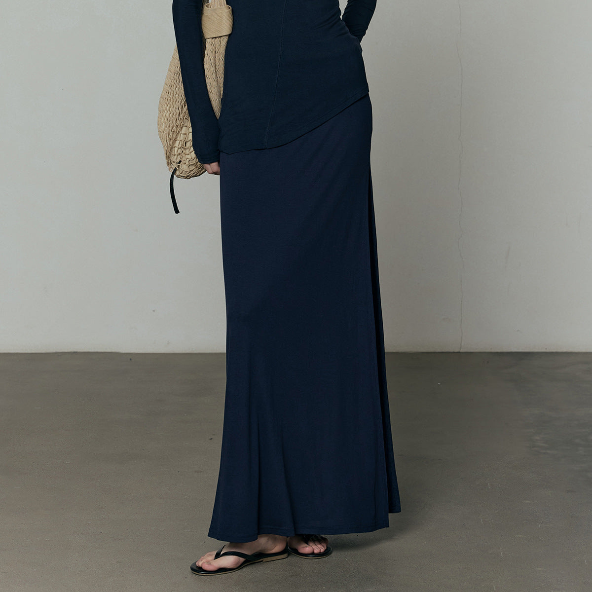 Guangzhou Thirteen Lines Women's UMA WHITE Stalls 2025 Cruise New Skirt Women's Tencel High-waisted Long Skirt