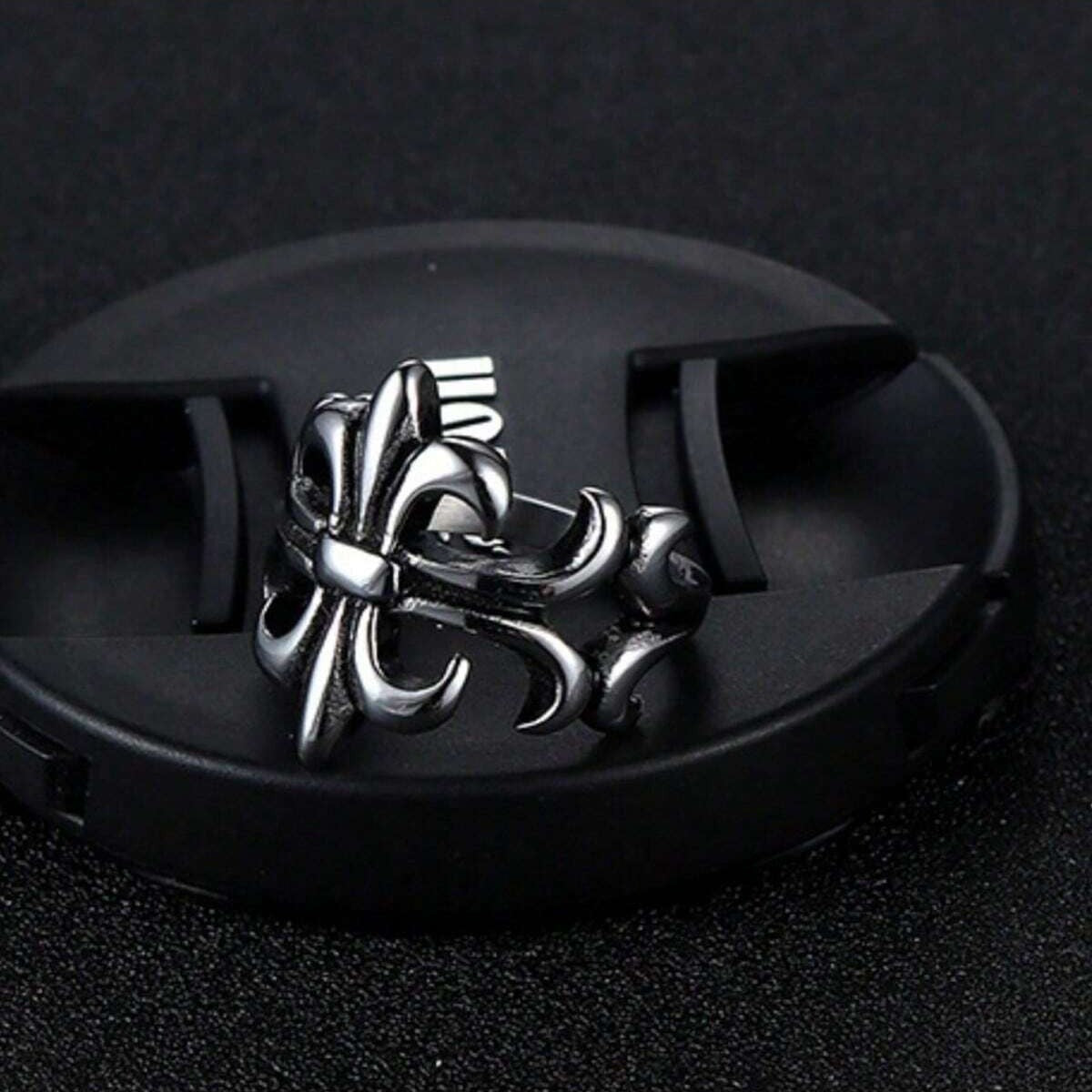 European and American distressed vintage cross rings, men's openings, adjustable and versatile rings, women's hip-hop design jewelry