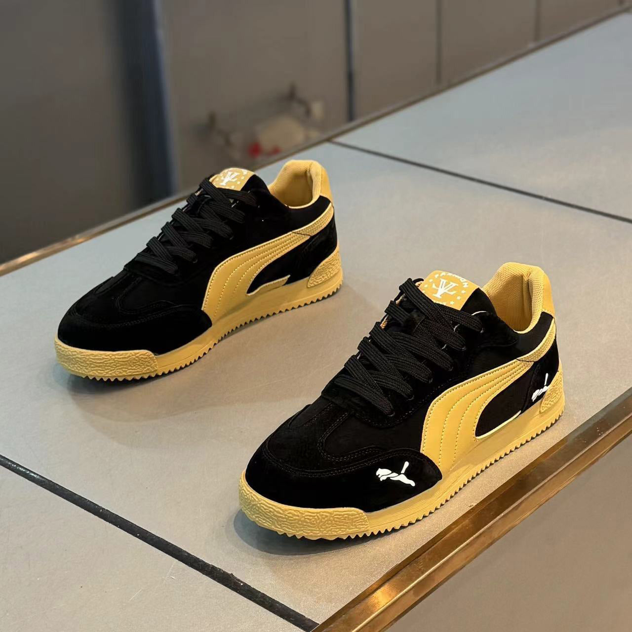 Men's shoes 2025 spring and autumn new trendy fashion and versatility lightweight Korean version of sports and casual board shoes trendy shoes Forrest Gump shoes