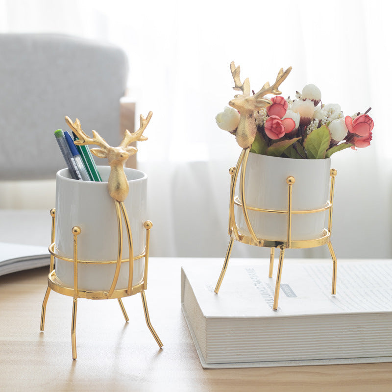 Factory wholesale creative pen holder storage gold iron wrought fawn ceramic vase floral arrangement ornament