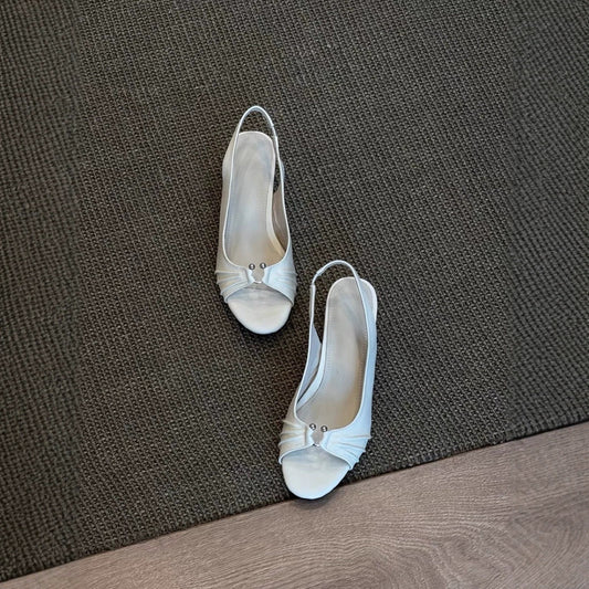 Sheepskin version ~ French temperament pleated hollow high heel sandals back trip strap thin heel metal buckle fish mouth high heel women