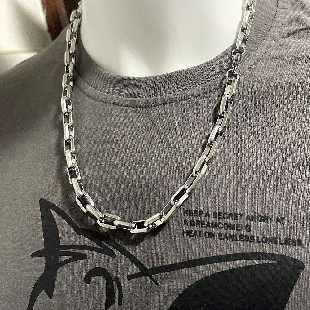 Explosive titanium steel men's handmade Cuban necklace square chain thickened stainless steel chain metal necklace jewelry necklace
