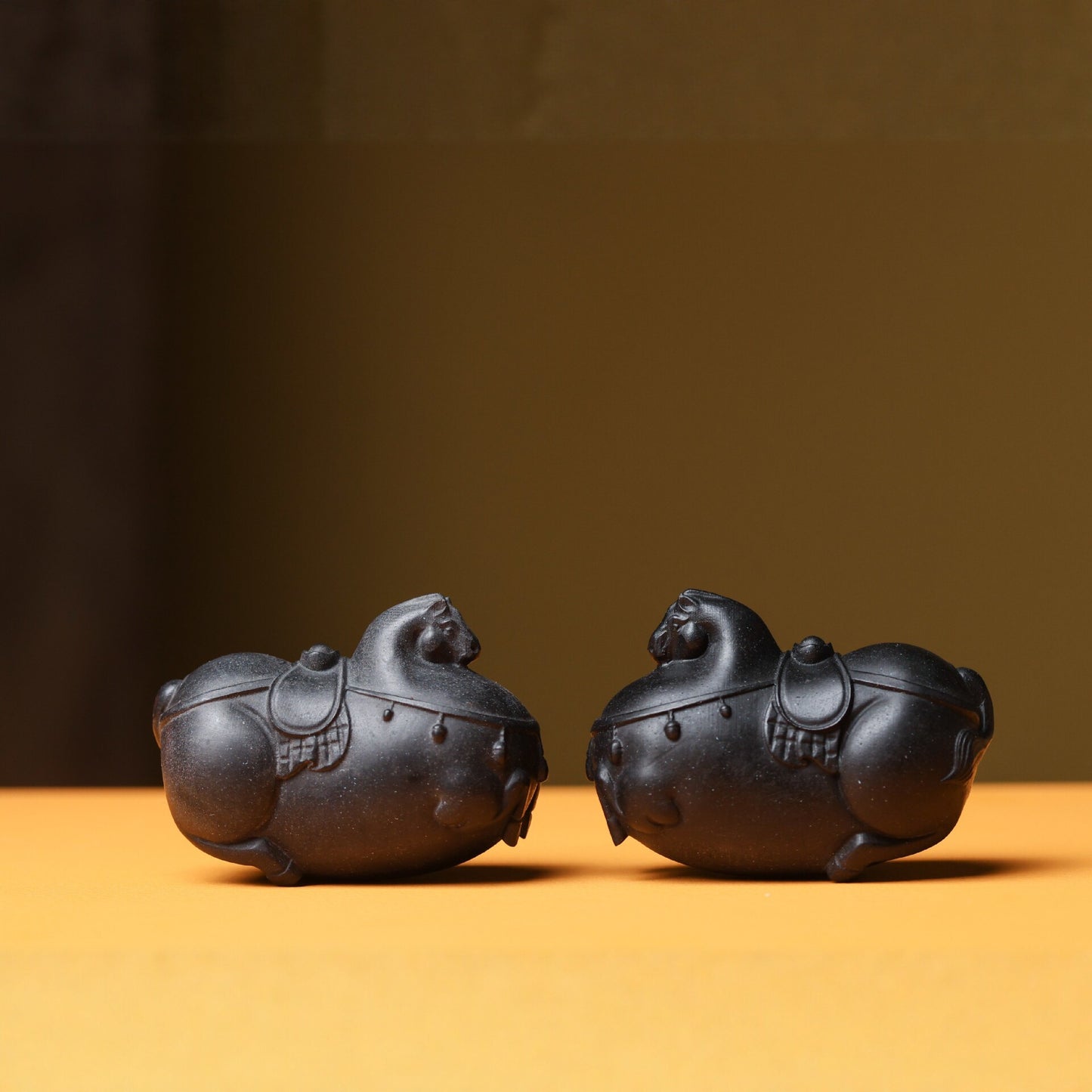 One dropshipping Hexiang hand ornament, creative Chinese-style tea toy ornament, handle ornament, office desk ornament