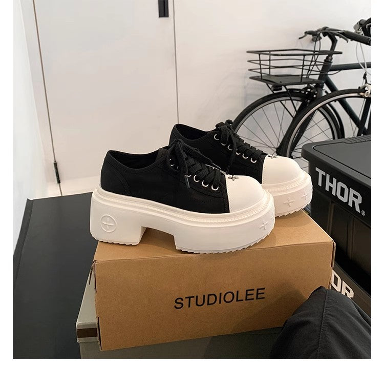 Grape mom has the same style as the big round toe 7cm thick sole heightening lace-up round toe white shoes casual canvas shoes for women autumn and winter