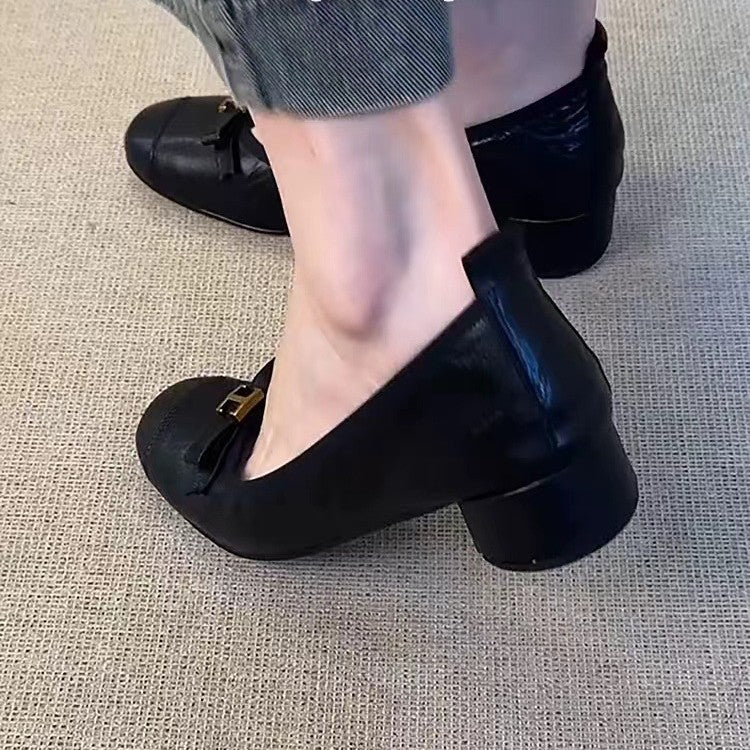 In stock ~ French retro soft sheepskin low-heeled single shoes women's 2025 new round-toed shallow mouth one-foot kick granny shoe girl