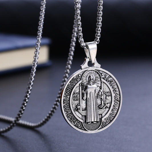 European and American cross-border hot-selling accessories hip-hop street dance couple necklace disc portrait pendant titanium steel boys and girls necklace