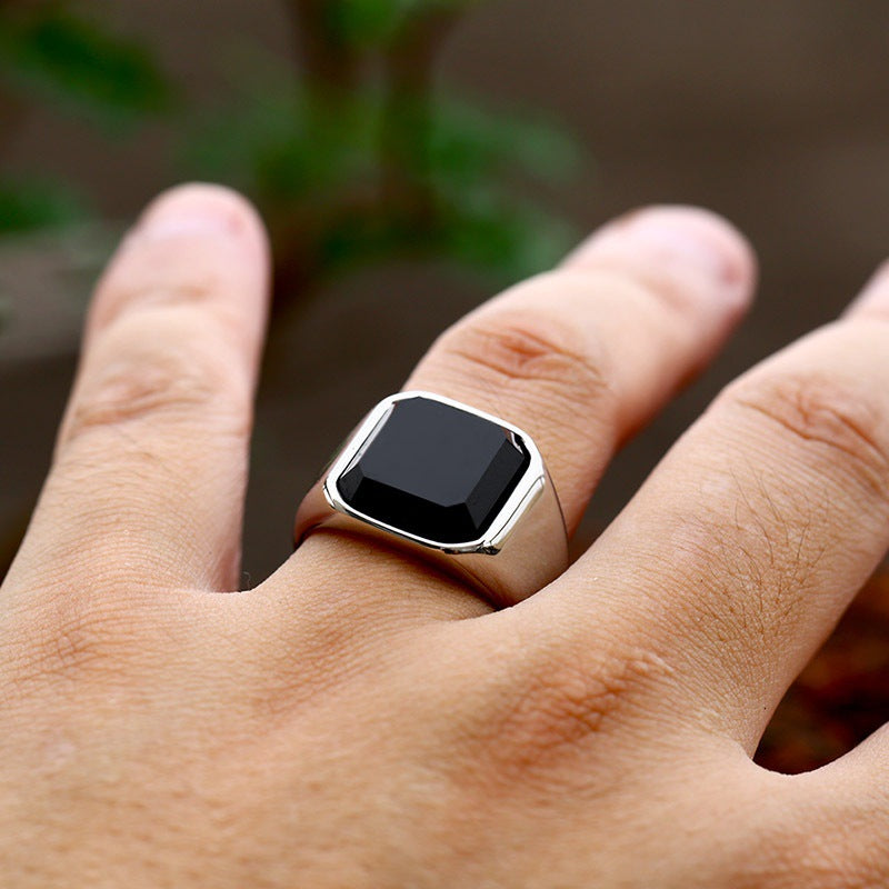 Fei Yu fashion retro domineering men's simple square black agate punk hip hop street silver ring ring