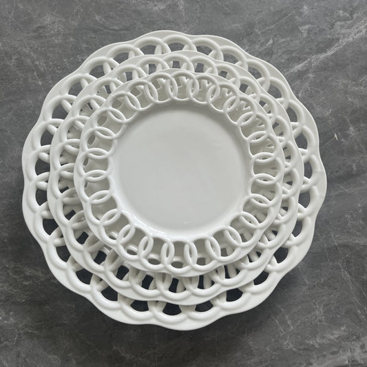 New product embossed ceramic hollow plate display plate fruit cake snack plate Western tableware manufacturer direct sales home restaurant