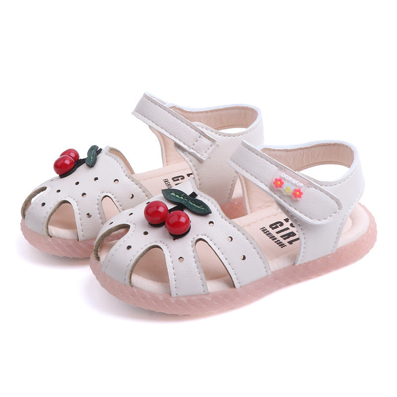 2026 Summer New Baby Walker Shoes Girls' Sandals Cute Cherry Baby Shoes Soft Sole Children's Shoes Trend
