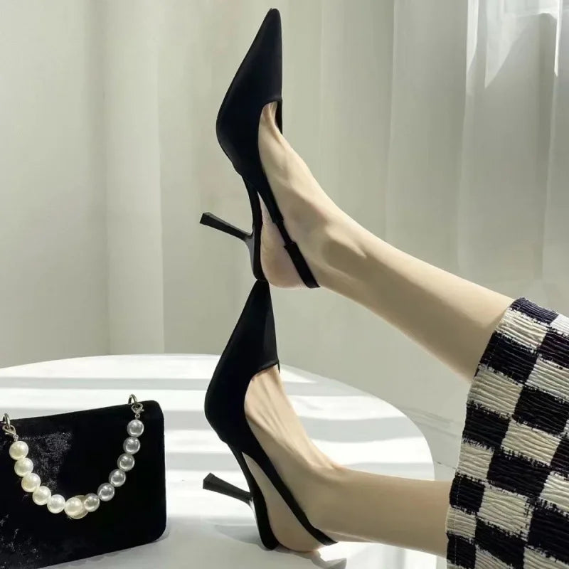2024 Shallow Women's New Stiletto Sandals Solid Color Pointed Toe Back Empty Tie Toe Toe Solid Color Fashion High Heels