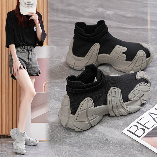 Douyin live broadcast popular elastic socks shoes and boots outdoor hiking sports windproof high-top mid-rise boots flying weaving casual women's boots