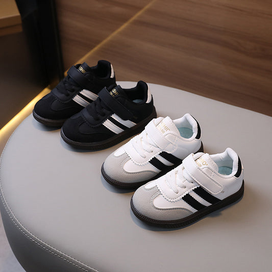 Children's sports shoes, spring and autumn, new boys' soft-soled color-blocked board shoes, girls' moral training shoes, casual running shoes, white shoes