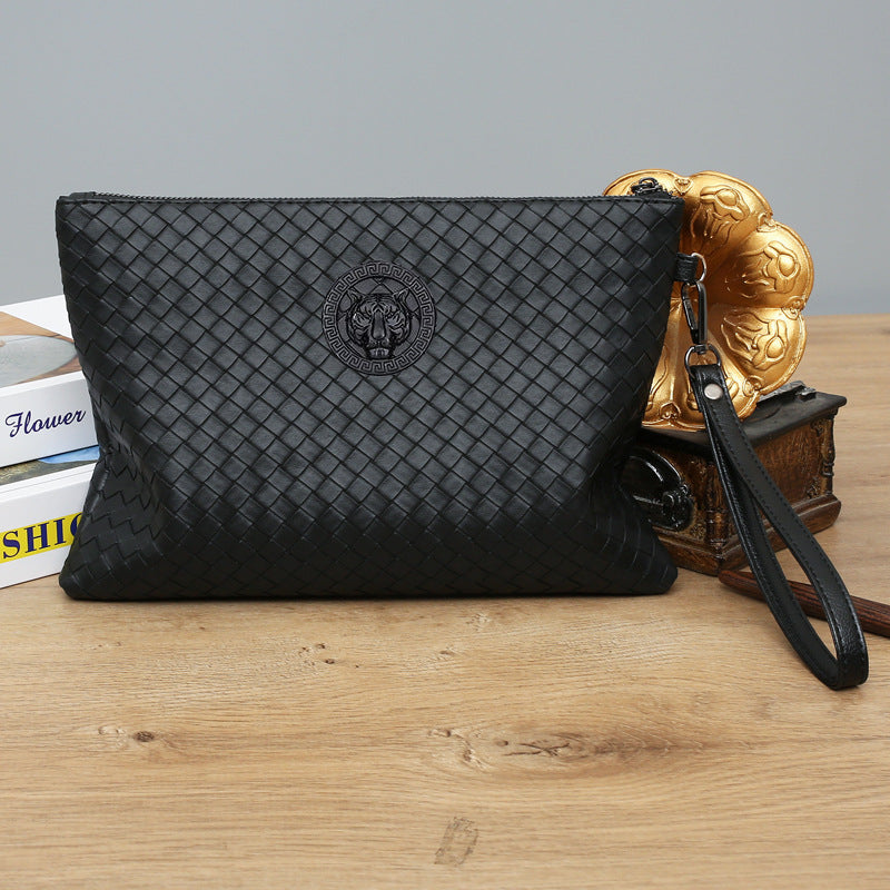 New men's woven clutch bag, large capacity soft leather pouch, envelope bag, trendy business men's bag, live supply