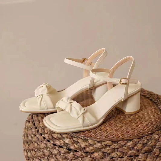 Slotted sandals women's fairy style 2024 summer new mid-heel versatile commuter breathable heel sandals