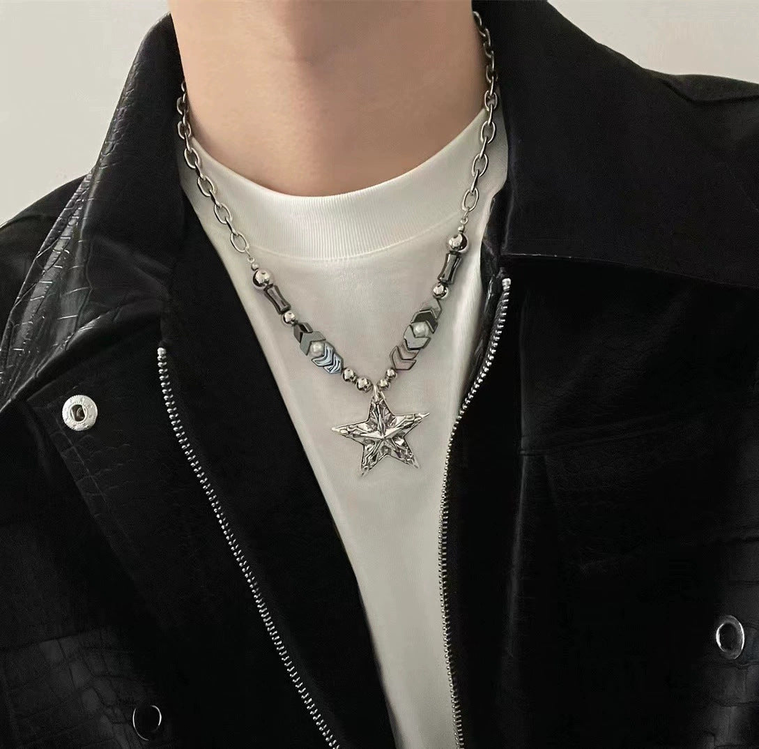 Black and white squares, glass stitching necklaces, men's niche, simple and versatile, titanium steel clavicle chain, light luxury, personality hip-hop jewelry