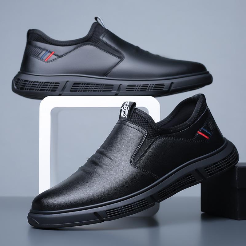 Leather shoes men's 2025 new shoes summer soft soles comfortable labor protection shoes waterproof anti-slip and wear-resistant kitchen work shoes