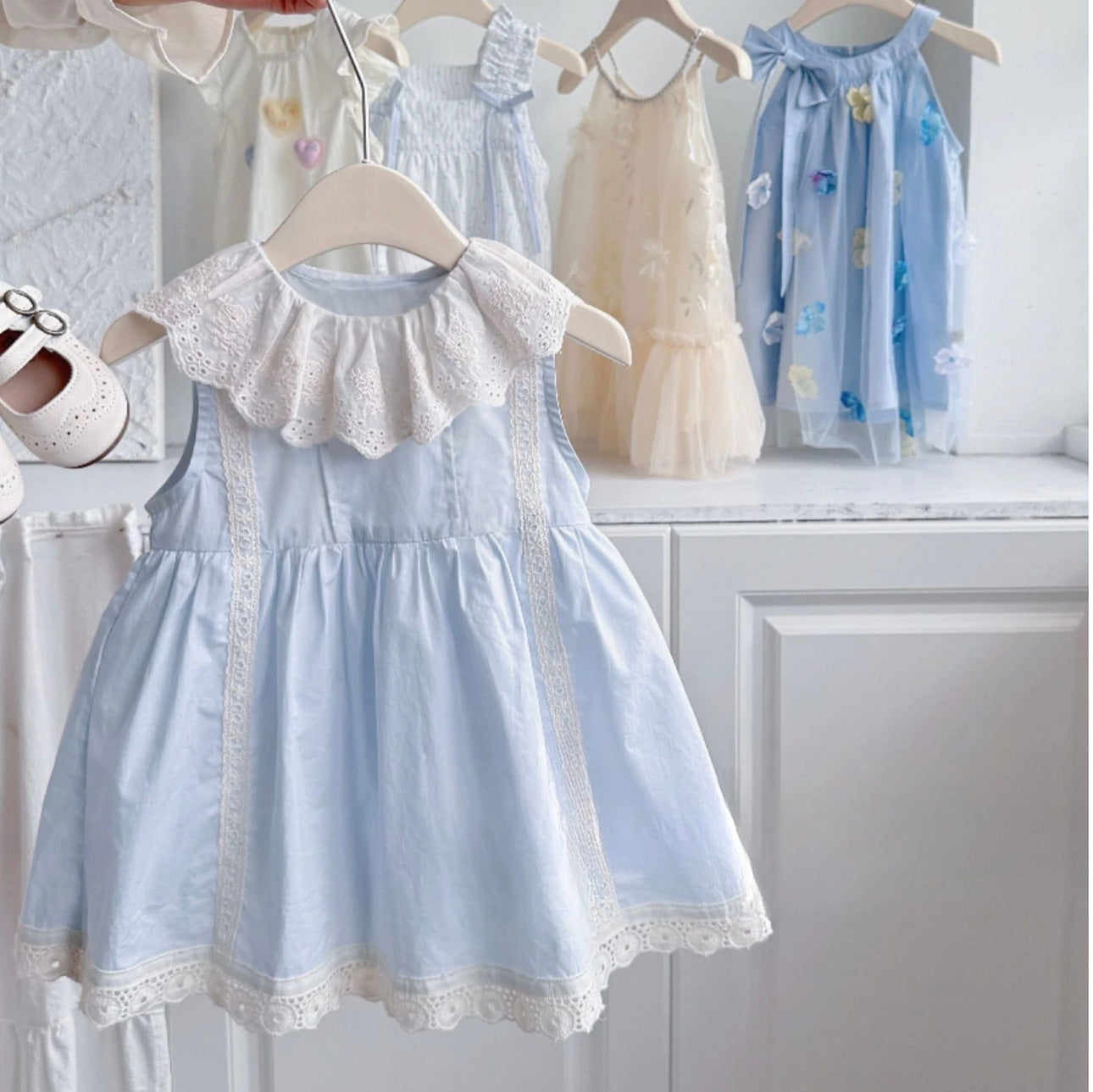 2025 summer girls lace collar little girl new baby foreign summer dress princess skirt sleeveless tide