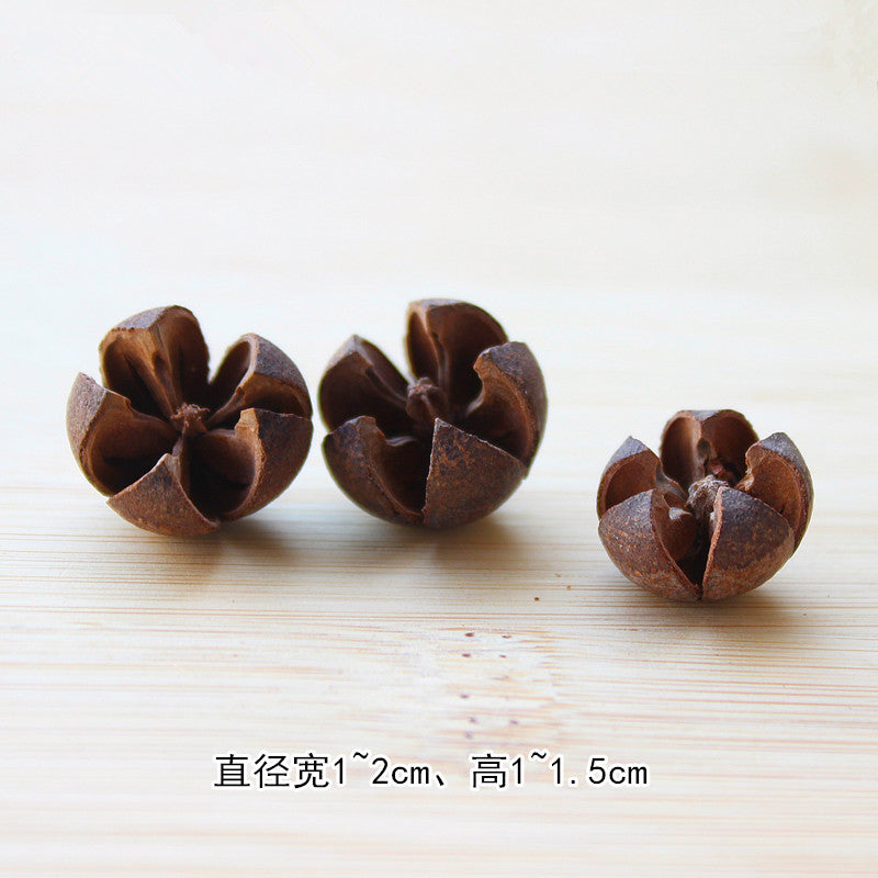 New Christmas decorations New Year Christmas handmade DIY pine ball acorn dried flower dried fruit wood chip wooden stake props