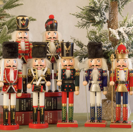 Cross-border spot new nutcracker wooden handicraft ornaments in different sizes Creative home Christmas ornaments