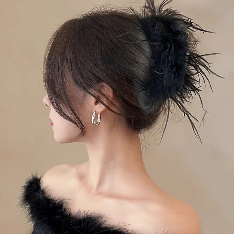 Feather grab clip large ostrich feather hair clip female bow shark clip black Japanese and Korean clip headwear