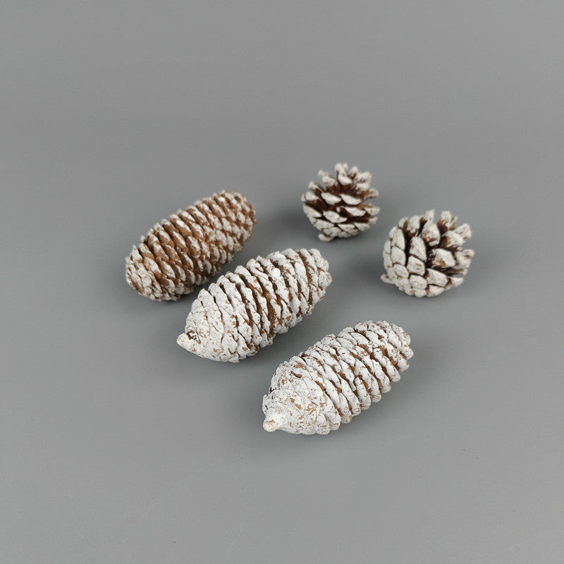 New Christmas decorations New Year Christmas handmade DIY pine ball acorn dried flower dried fruit wood chip wooden stake props