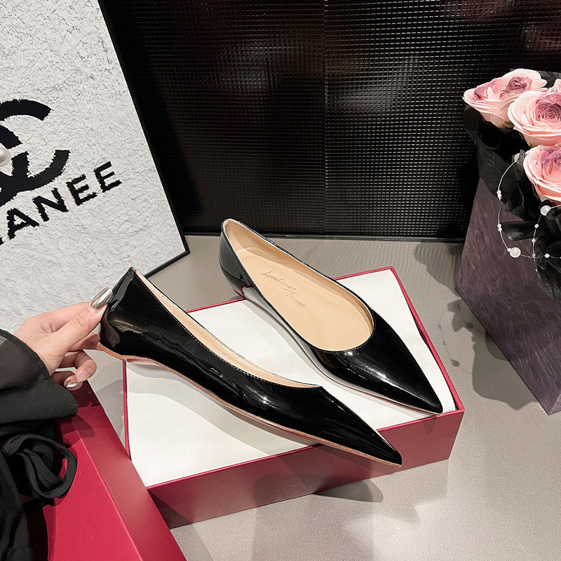 Women's pointed toe inner height: 3CM heel flat shoes, patent leather solid color, versatile casual pumps