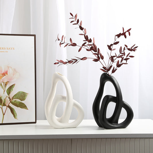 Creative heart-shaped Nordic home ceramics vase ornaments living room B&B TV cabinet handicrafts flower arrangement, simple decoration
