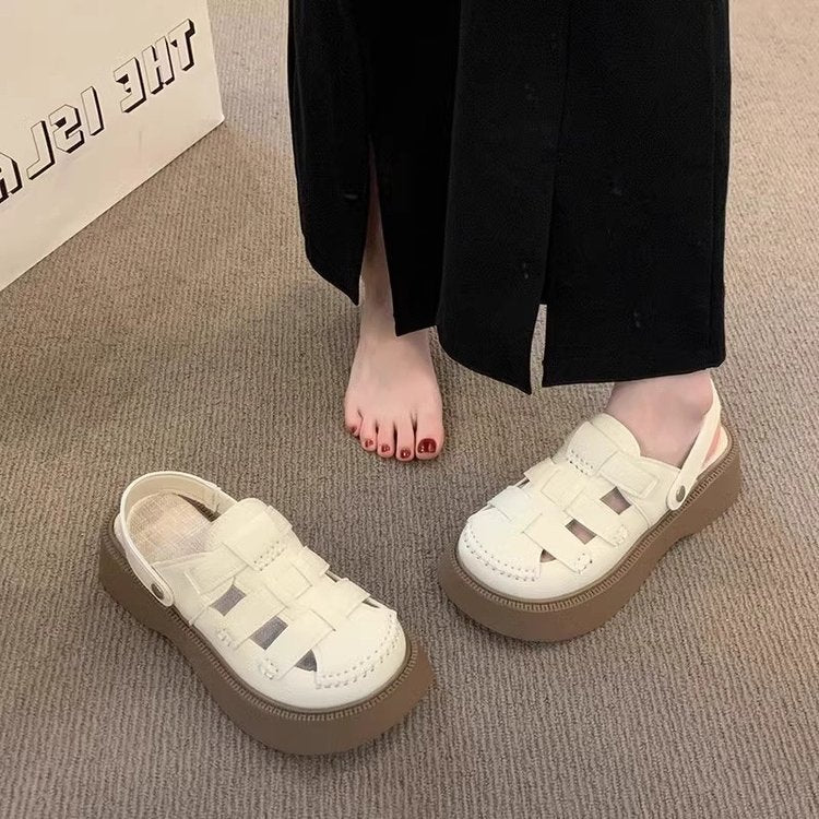 Thick-soled sandals women's summer wear 2025 new high-end French beauty roman with skirt heightened toe slippers