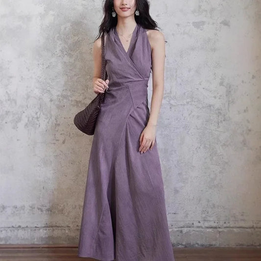 Two sheep design [Qingwan] temperament purple V-neck halterneck long skirt women's tie design sense dress