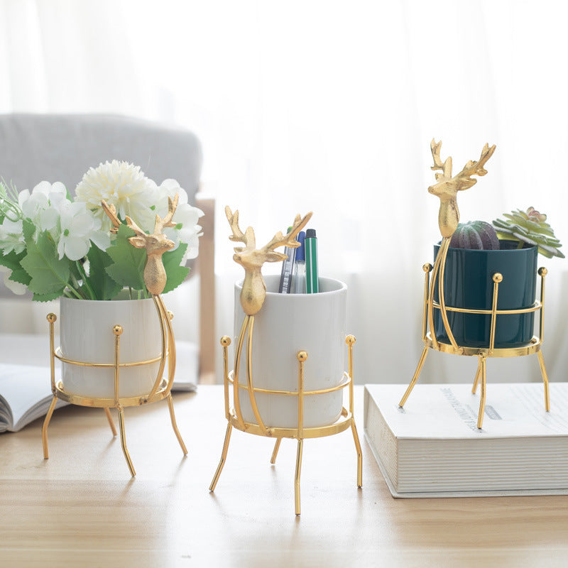 Factory wholesale creative pen holder storage gold iron wrought fawn ceramic vase floral arrangement ornament