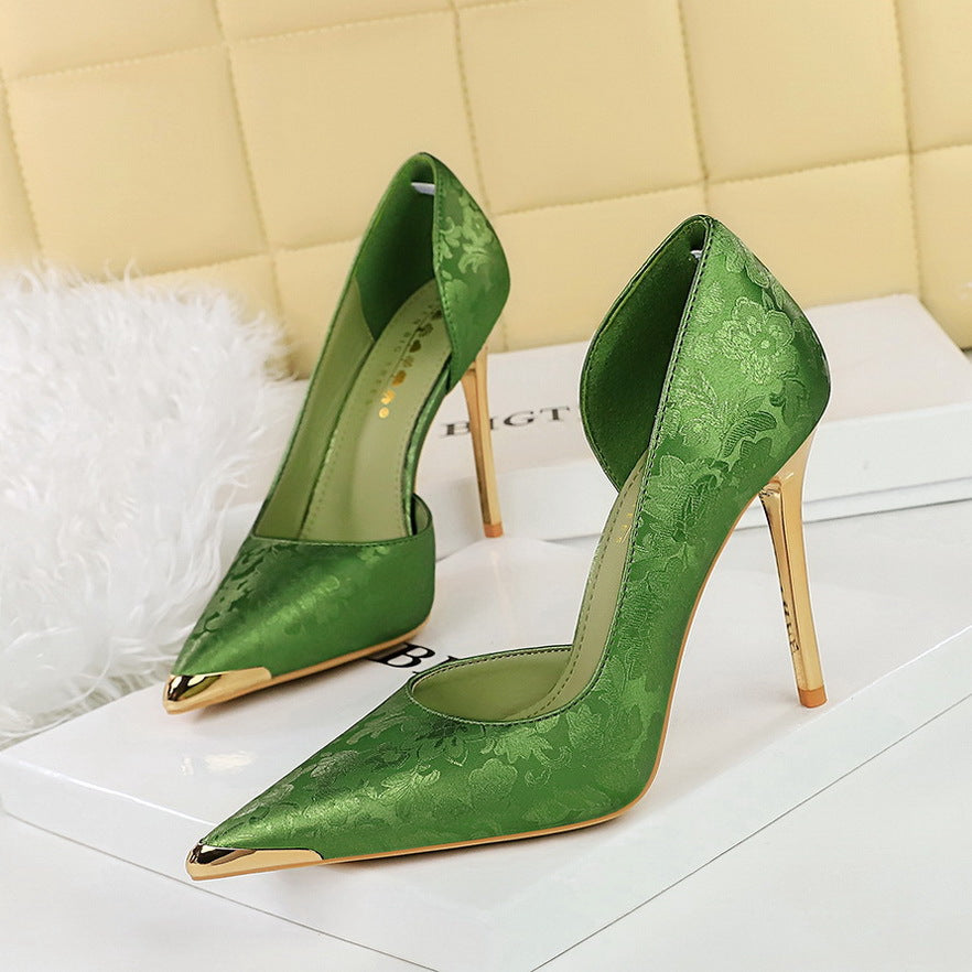 European and American style banquet national style women's shoes, high heels, thin heels, shallow side cutouts, openwork satin, metal pointed toe shoes