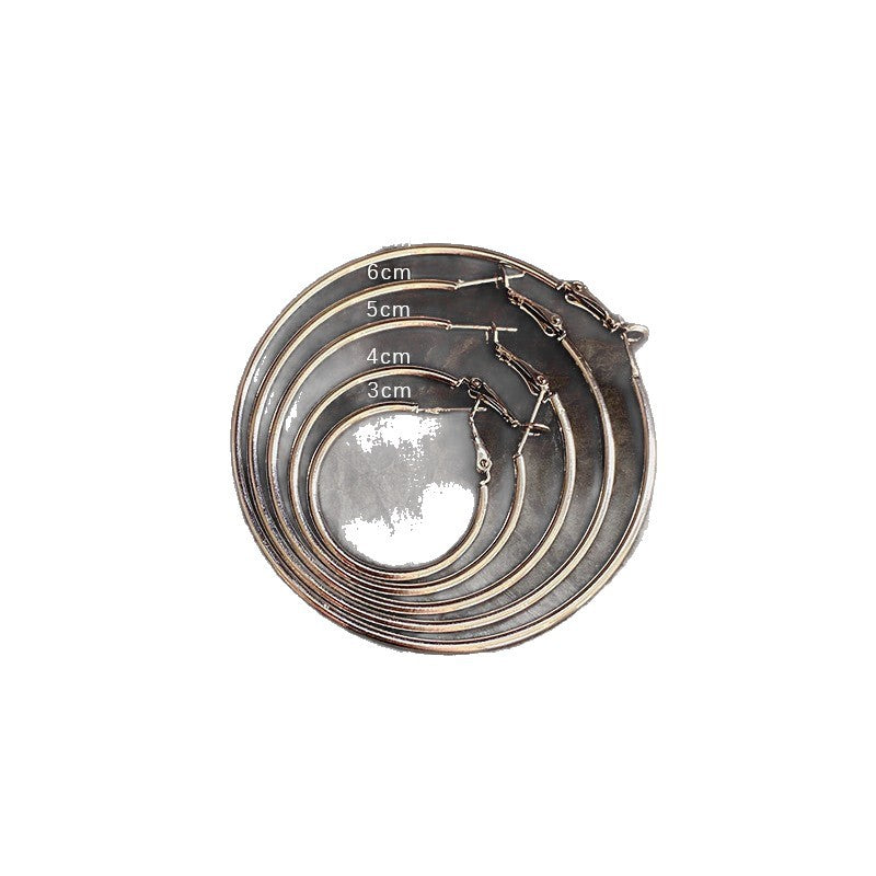 Exaggerated earrings, niche design, high-end sensory rings, earrings, new trendy temperament, slimming and versatile, cold and light wind earrings, women