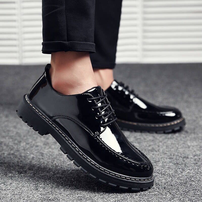 Leather shoes men Korean version of the trend of men's shoes British suits increased black youth business round toe men's casual leather shoes