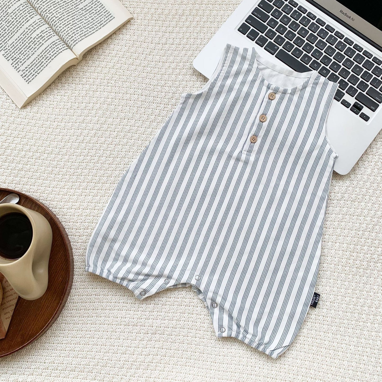 ins infant baby crawling clothes summer new newborn boys and girls sleeveless striped crawling clothes excellent cross-border Ha clothes