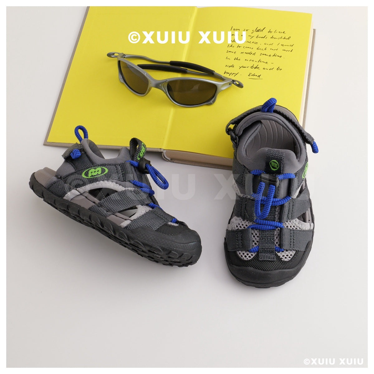 XUIU "Professional River Tracing" Children's Amphibious Beach Outdoor Spring and Summer Sandals Anti-slip and Lightweight [Wenzhou Shoes]