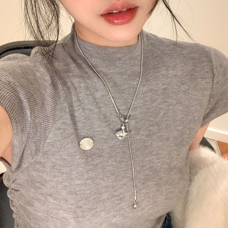 Versatile and fashionable delicate pearl planet pendant tassel sweater chain women's luxury unique long necklace necklace