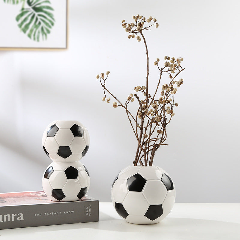 New cross-border ceramic football vase hydroponic flower pen holder creative living room decoration World Cup fan ornament