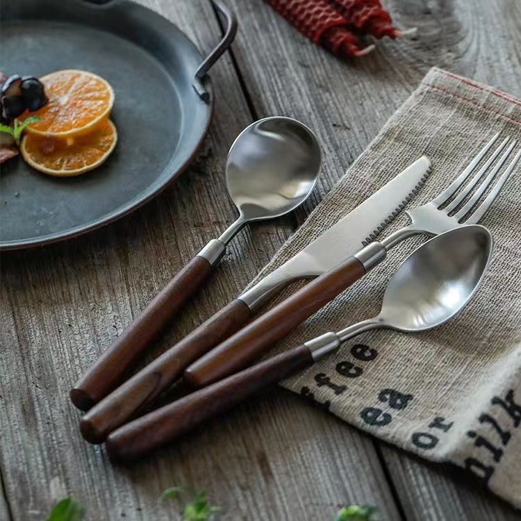 Japanese style 304 stainless steel knives, forks and spoons, high-grade wood-handled tableware, household high-value wood-handled steak knives, dessert spoons
