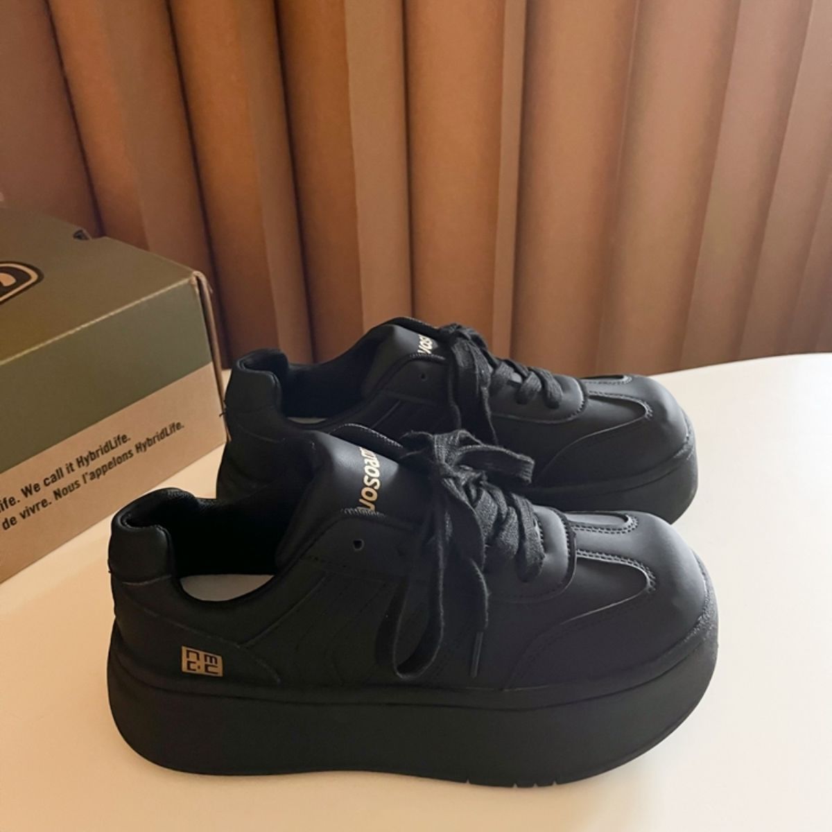 Korean version of black board shoes women's 2025 spring new platform soled casual shoes sports small white shoes versatile sports bread shoes