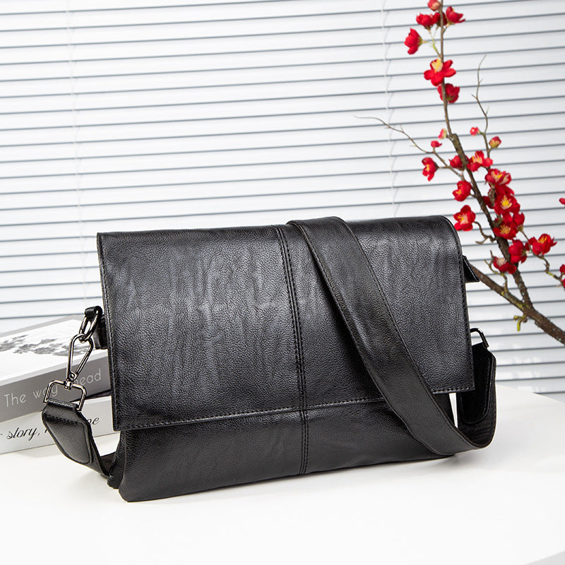 Men's trendy shoulder bag, ultra-thin document bag, casual large capacity high-end sense of one-shoulder crossbody fashion casual men's bag