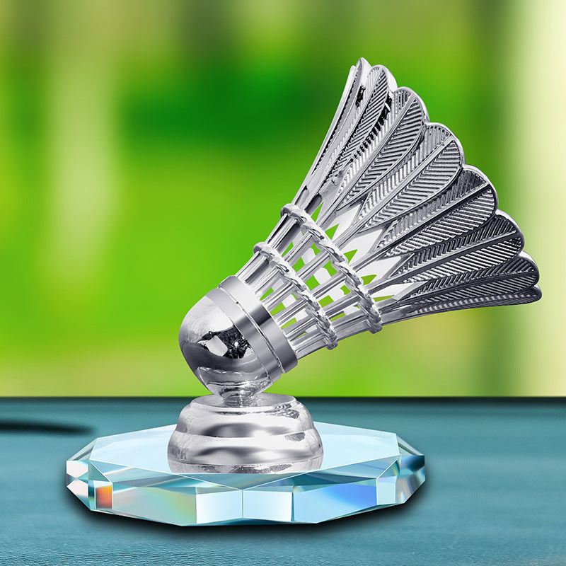 Creative car ornaments, badminton lovers, knick-knacks, decorative car interiors, competition, good voice, metal trophies