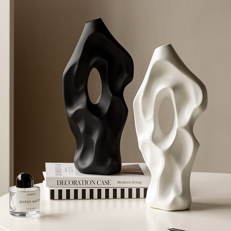 Second-hand floor ornaments design sense high-end new Chinese niche home simple ceramic vase dry flower arrangement vase trend