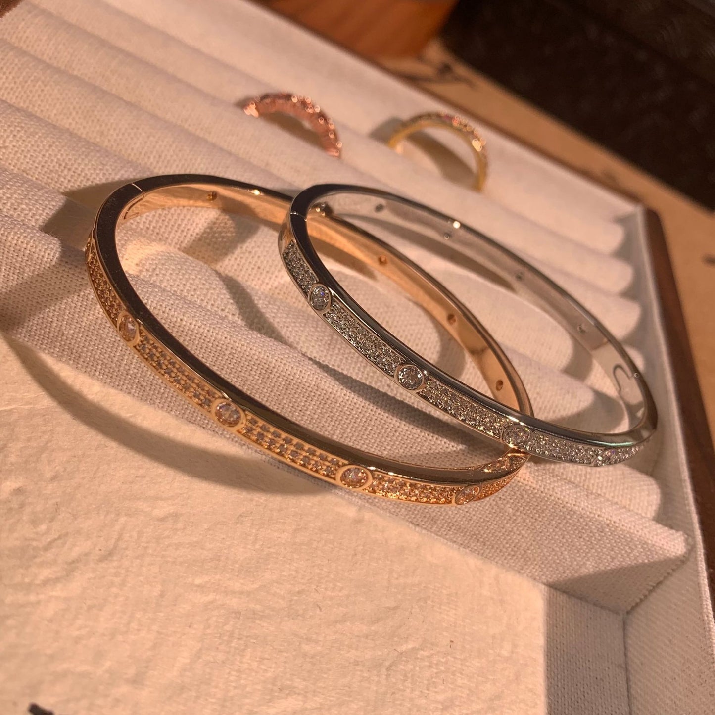 Seiko light luxury texture, starry diamond bracelet, double-row diamond high-end fashion buckle bracelet wholesale delivery